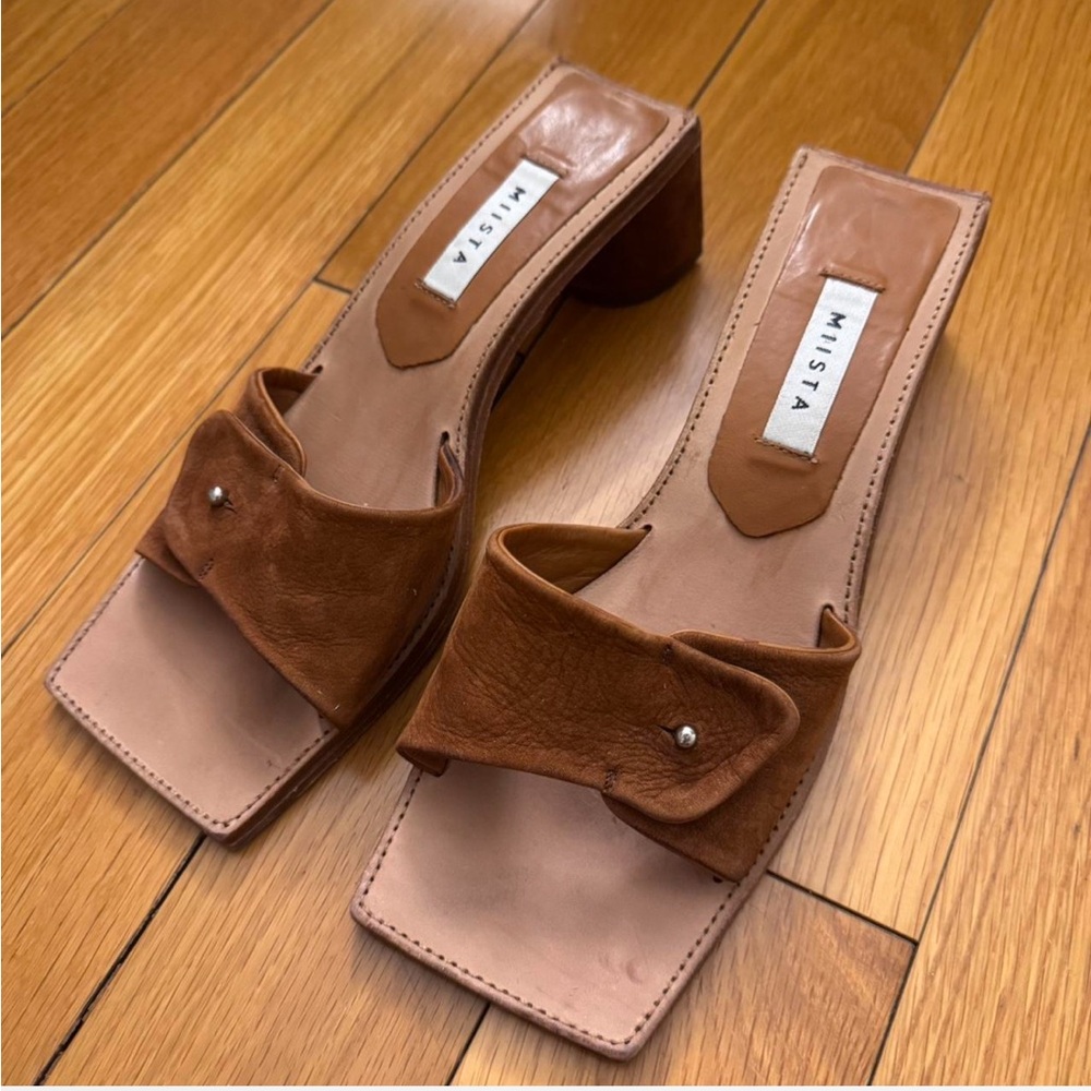 Miista Brown suede heeled sandals with a block heel